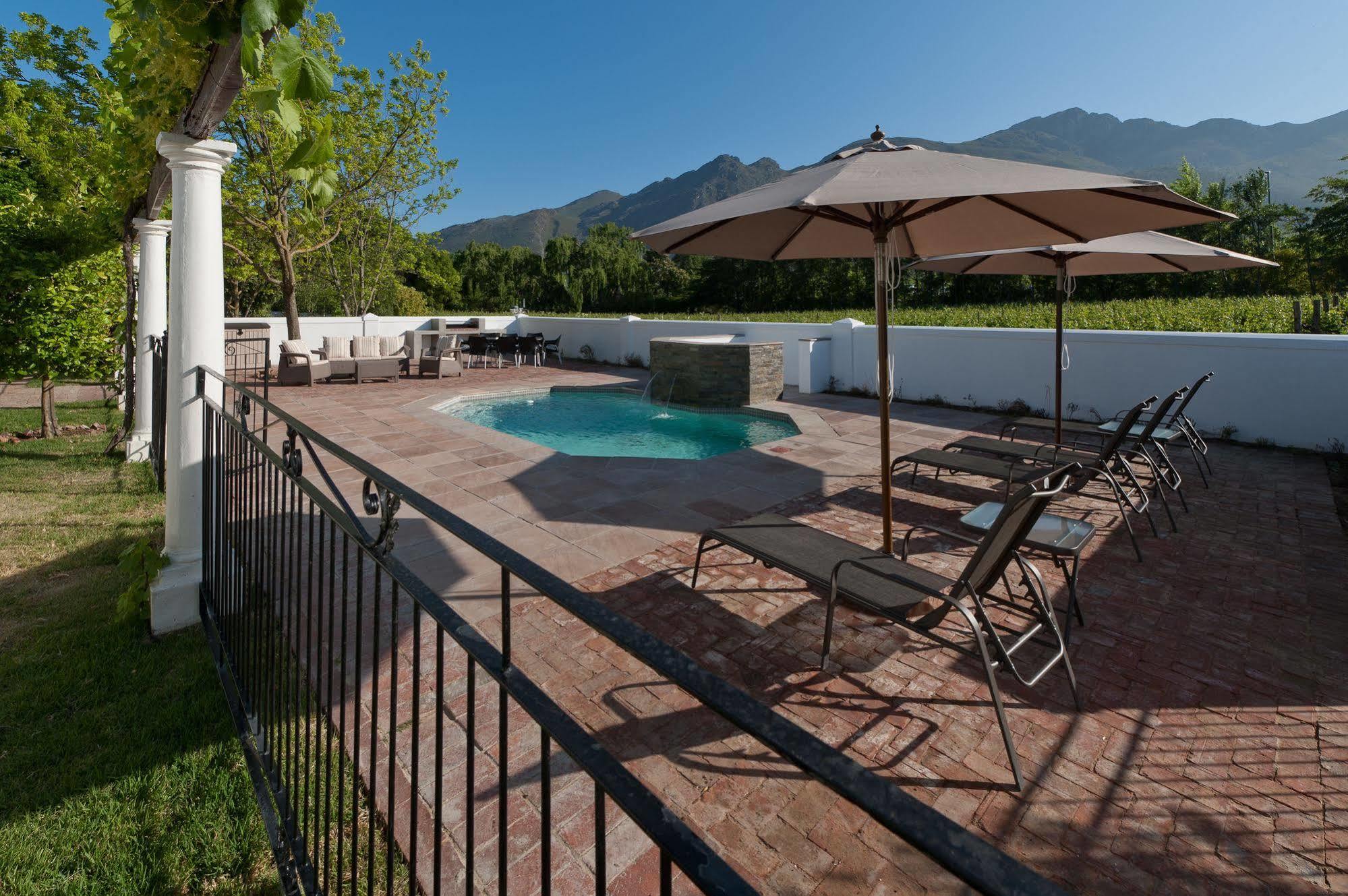 La Galiniere Guest Cottages Franschhoek Zewnętrze zdjęcie