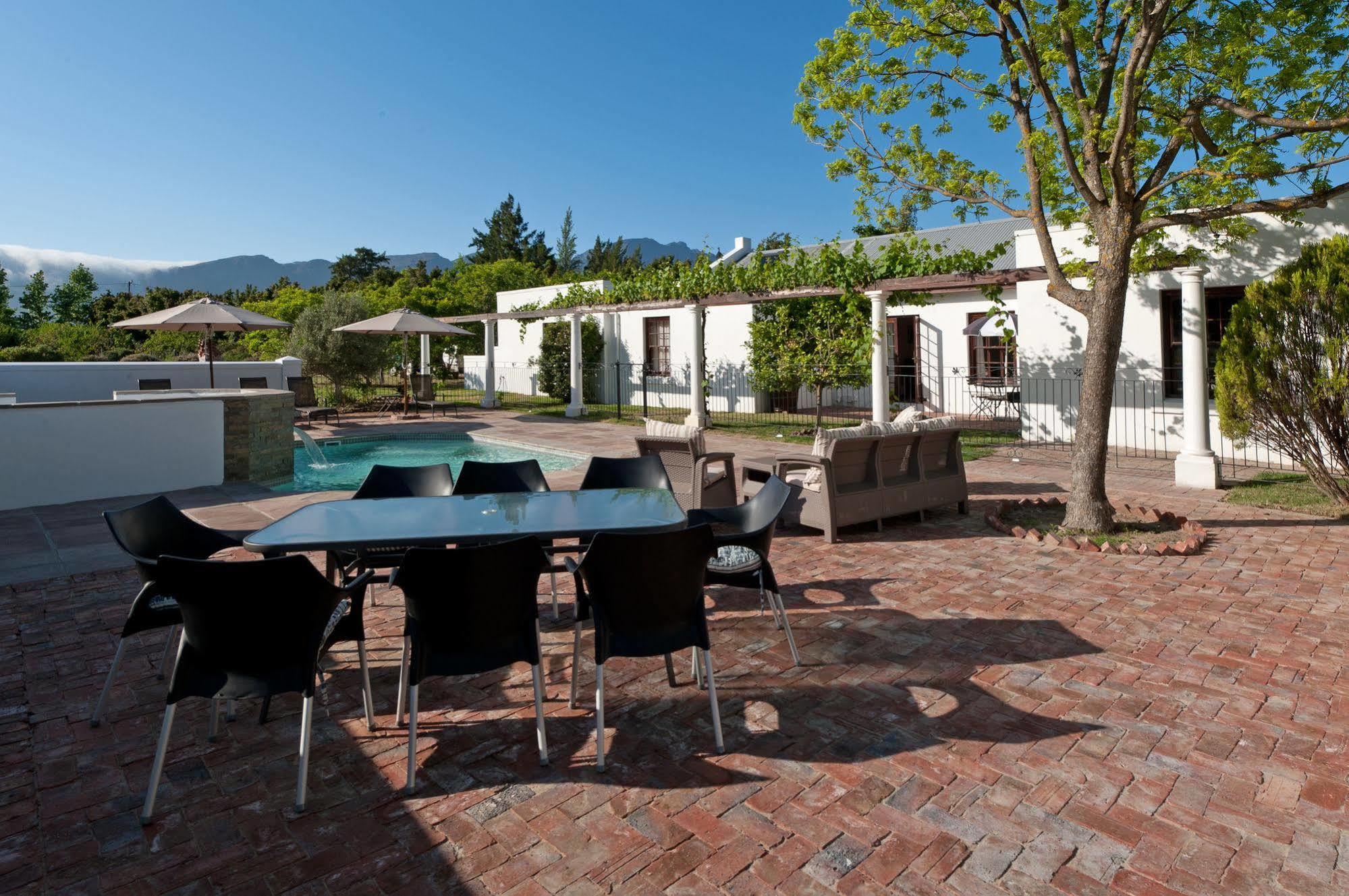 La Galiniere Guest Cottages Franschhoek Zewnętrze zdjęcie