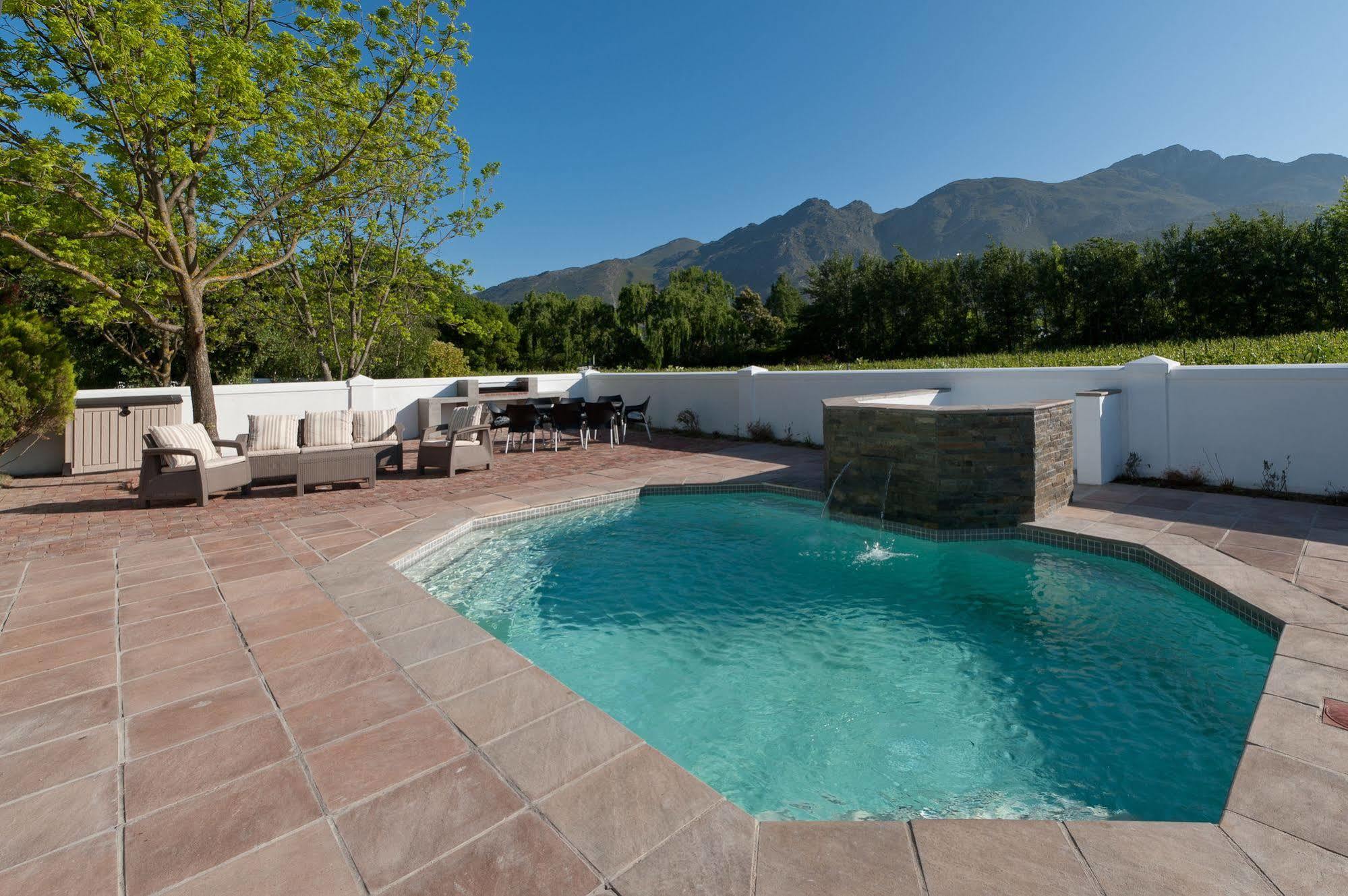 La Galiniere Guest Cottages Franschhoek Zewnętrze zdjęcie