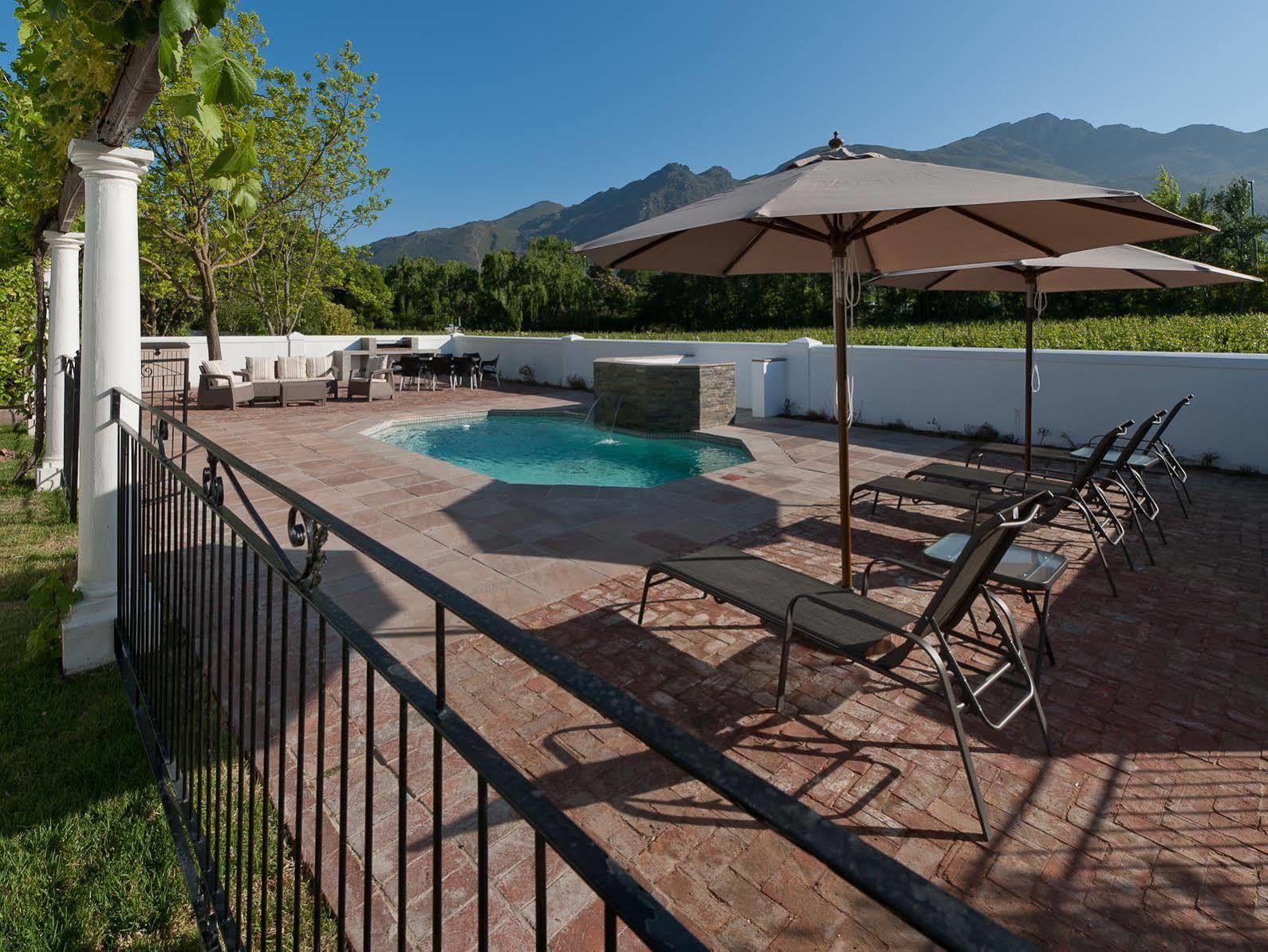 La Galiniere Guest Cottages Franschhoek Zewnętrze zdjęcie